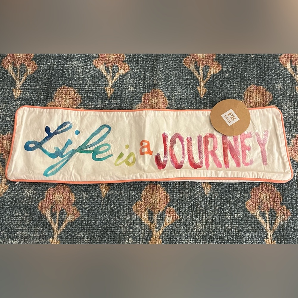 NWT Pottery Barn Teen Inspire Me Pillowcase